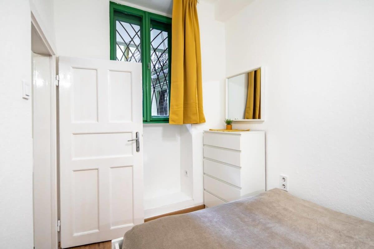 Convenient Apartment At Gastro Driven Location Budapest Bagian luar foto