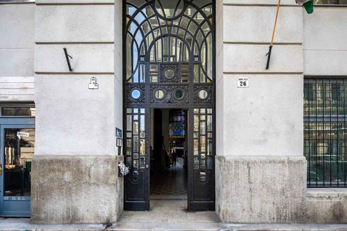 Convenient Apartment At Gastro Driven Location Budapest Bagian luar foto